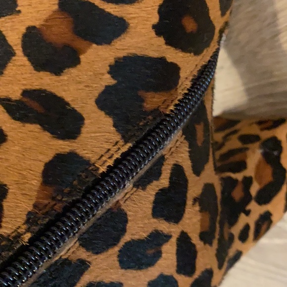 Woman’s suede leopard booties - Picture 3 of 5